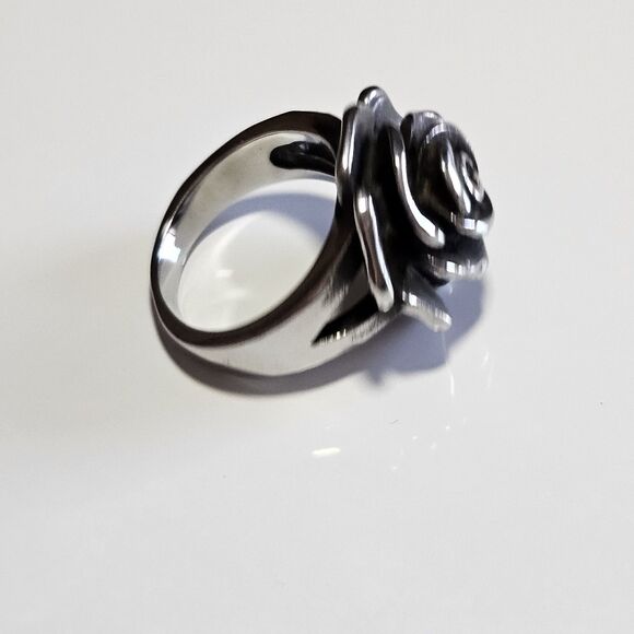 Spikes Stainless Steel Floral Rose Ring Size 8 Silver Tone Three Dimensional - Picture 11 of 12
